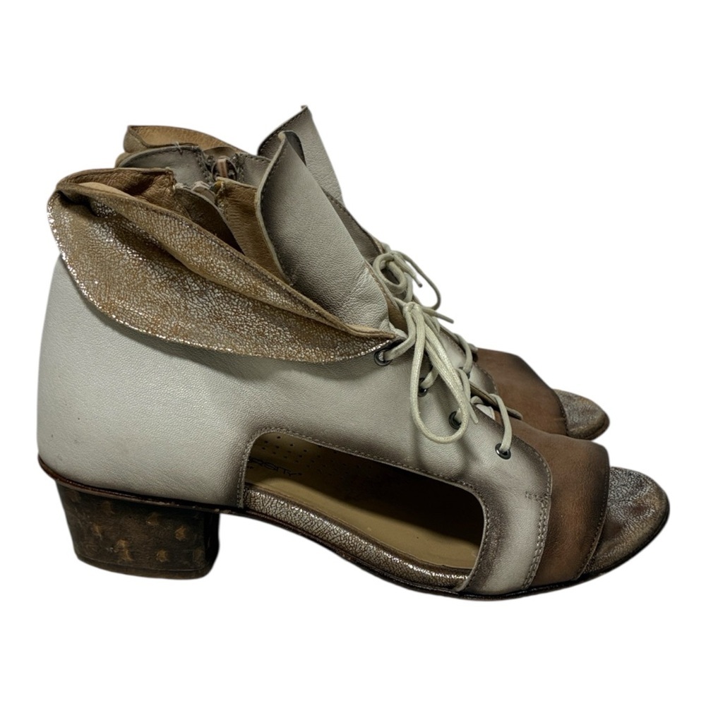 UNITY.IN.DIVERSITY VALLEY -Sandal Boot - 39